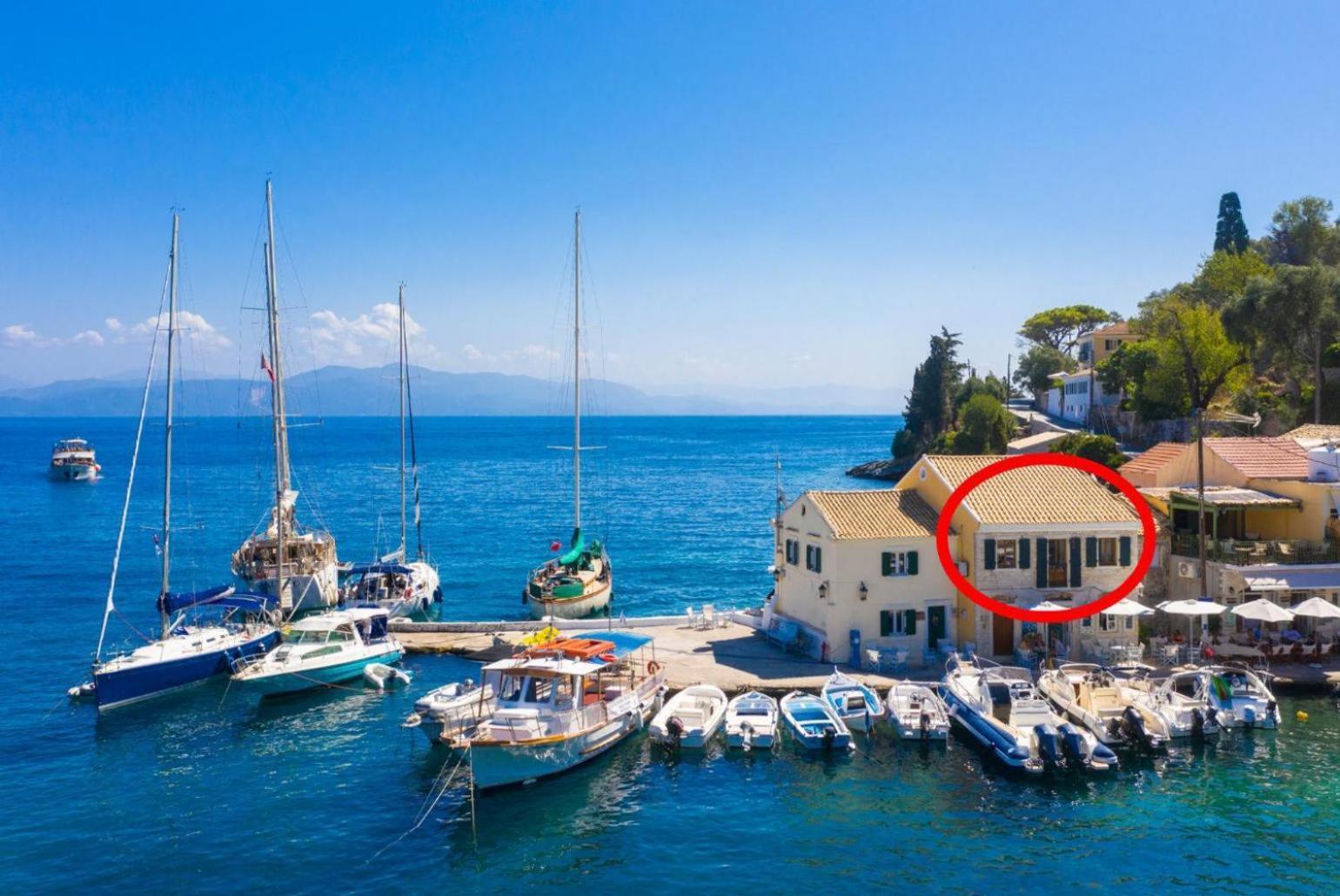 Spiros Jetty House Leilighet Longós Eksteriør bilde